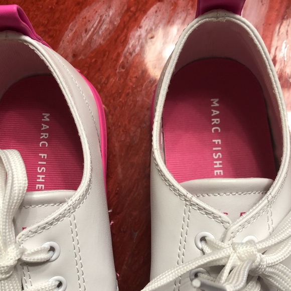 Marc fisher sneakers size 7 white and pink color - Picture 6 of 10